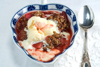 Strawberry & Rubarb Crisp